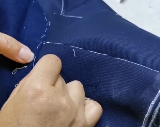 Hand stitching Collar